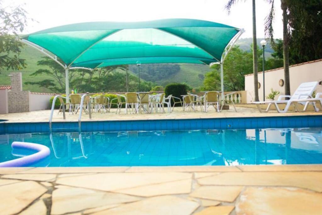 Recanto Dos Beija Flores, Chale Lantana B Monte Alegre do Sul Buitenkant foto