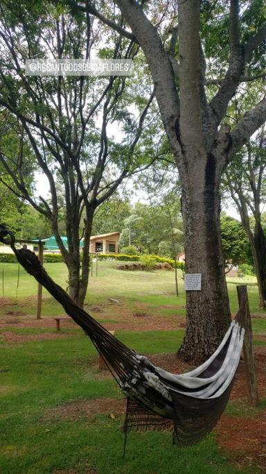 Recanto Dos Beija Flores, Chale Lantana B Monte Alegre do Sul Buitenkant foto